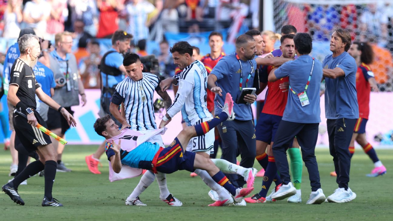 FIFA对阿根廷三人组启动袭击调查 涉世界杯决赛冲突